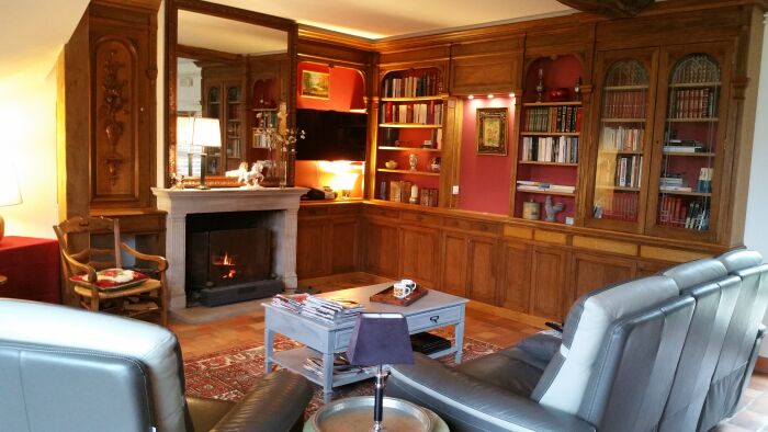 biblio.jpg LE SAULE FLEURI