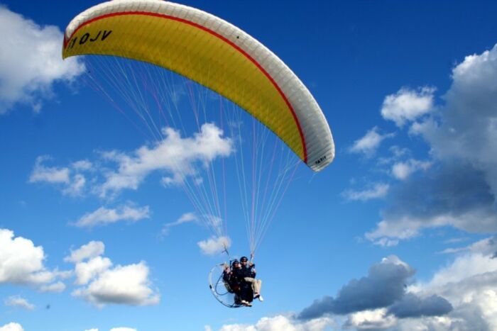 paramoteur biplace.jpg Aube ULM