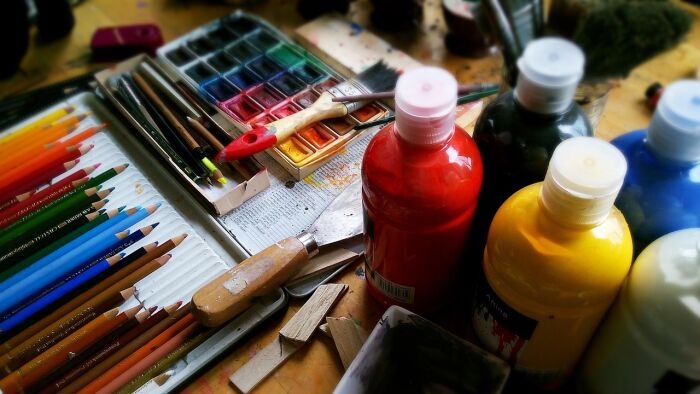 painting-911804_1280.jpg © bodobe - Pixabay