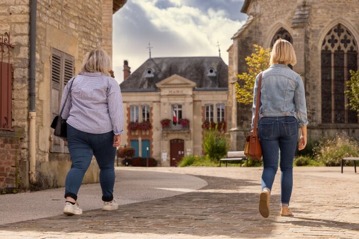 Balade dans les rues du village de Dienville.jpg Studio OG