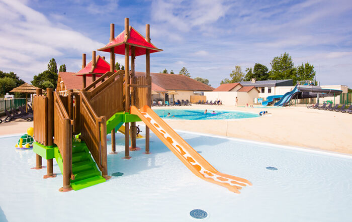 Lac d'Orient KR - Pataugeoire.jpg Camping Le Lac d'Orient