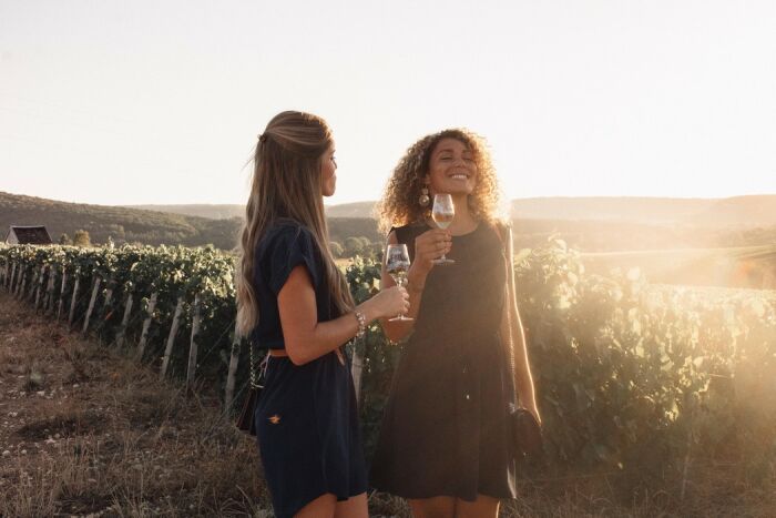 117318049_741344649983122_588073898284719365_n (2).jpg ©OenoSpheres