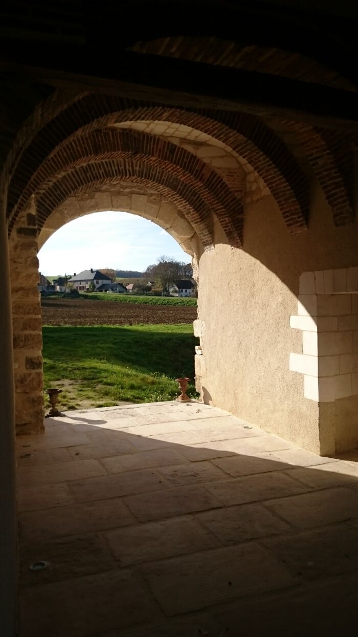 Accès extérieur.JPG Château des Roises