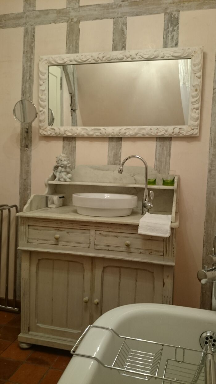 SDB.JPG Château des Roises