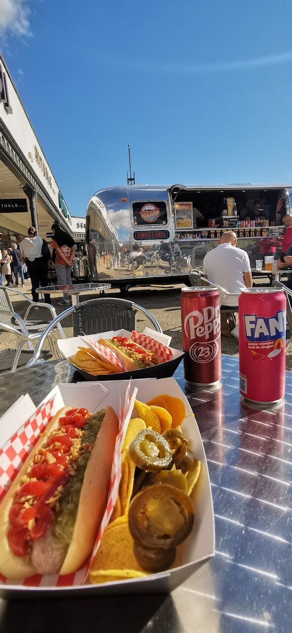 hot dog ©francksdelicioushotdogs